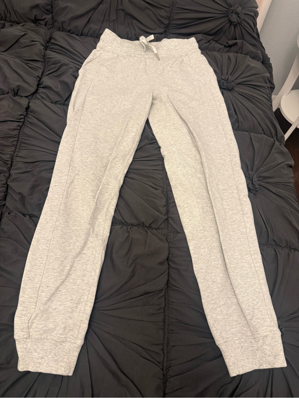 Lululemon Heather, gray scuba joggers size 2